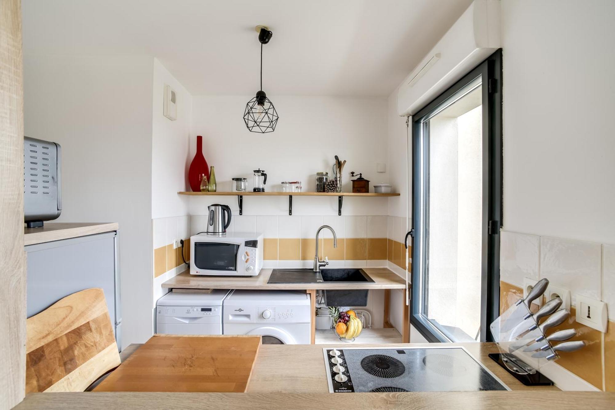 Votre Escale - Le Petit Montmartre Apartment Niort Bagian luar foto