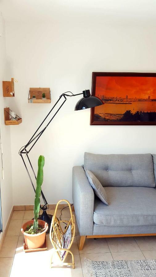 Votre Escale - Le Petit Montmartre Apartment Niort Bagian luar foto